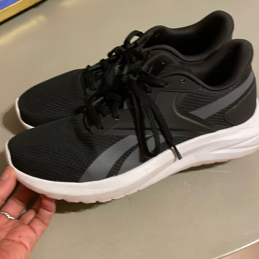 Men’s Reebok size 10